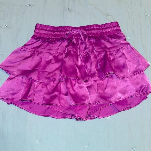 Day + Moon Magenta Tiered Skirt - Picture 3 of 4